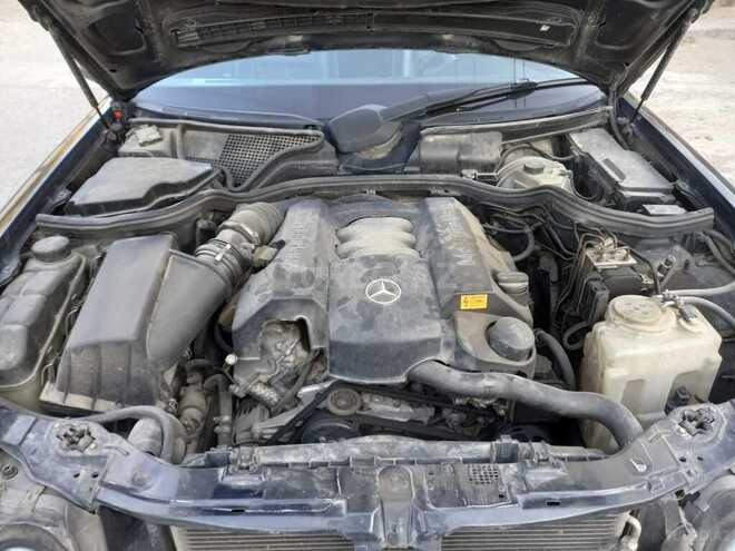 Mercedes E 240 1999, 362,400 km - 2.4 l - Bakı