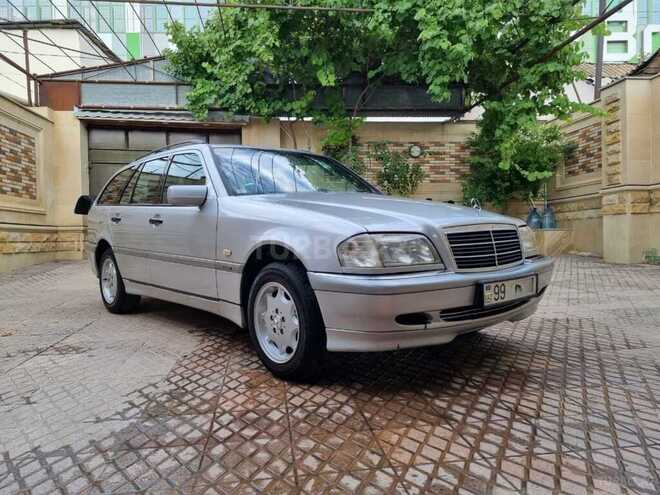 Mercedes C 200 2000, 370,000 km - 2.0 l - Bakı