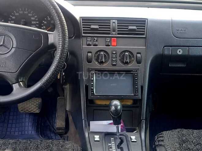 Mercedes C 200 1995, 234,000 km - 2.0 l - Quba