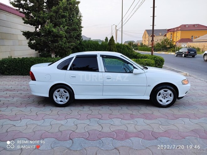 Opel Vectra 1999, 297,411 km - 1.8 l - Sumqayıt