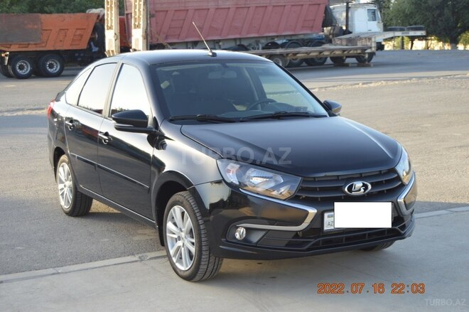LADA (VAZ) Granta 2019, 47,000 km - 1.6 l - Salyan