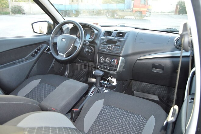 LADA (VAZ) Granta 2019, 47,000 km - 1.6 l - Salyan