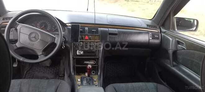 Mercedes E 280 1996, 280,000 km - 2.8 l - Goranboy