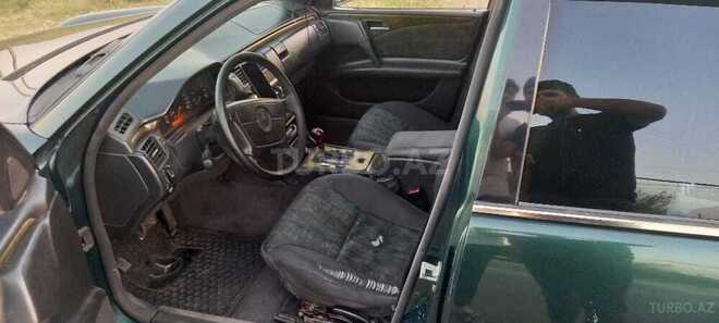 Mercedes E 280 1996, 280,000 km - 2.8 l - Goranboy