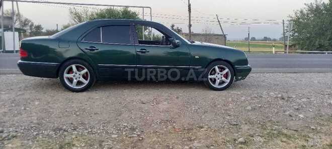Mercedes E 280 1996, 280,000 km - 2.8 l - Goranboy