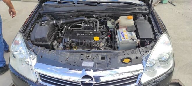 Opel Astra 2007, 190,000 km - 1.4 l - Sumqayıt