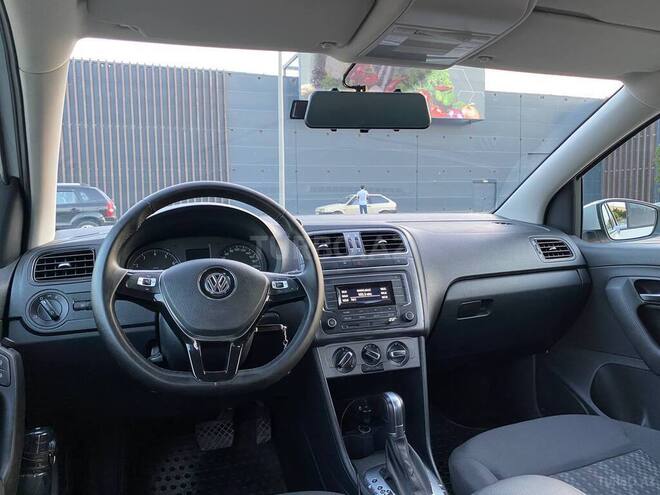 Volkswagen Polo 2019, 32,000 km - 1.6 l - Bakı