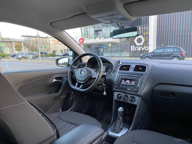 Volkswagen Polo 2019, 32,000 km - 1.6 l - Bakı
