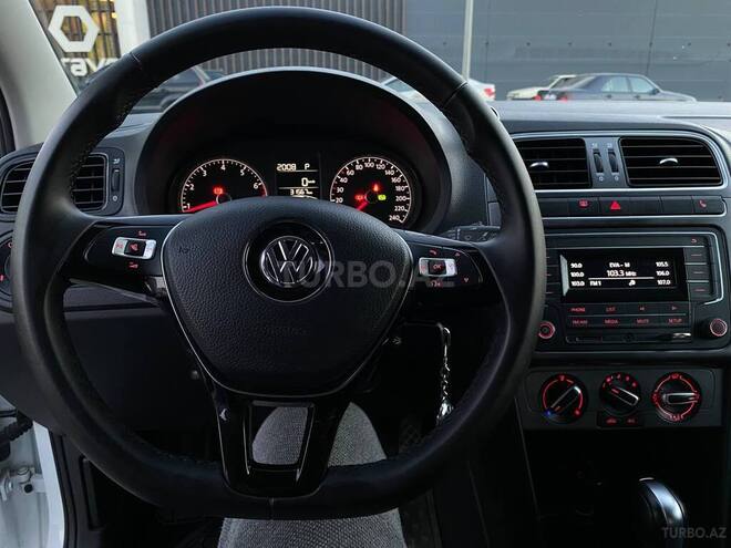 Volkswagen Polo 2019, 32,000 km - 1.6 l - Bakı