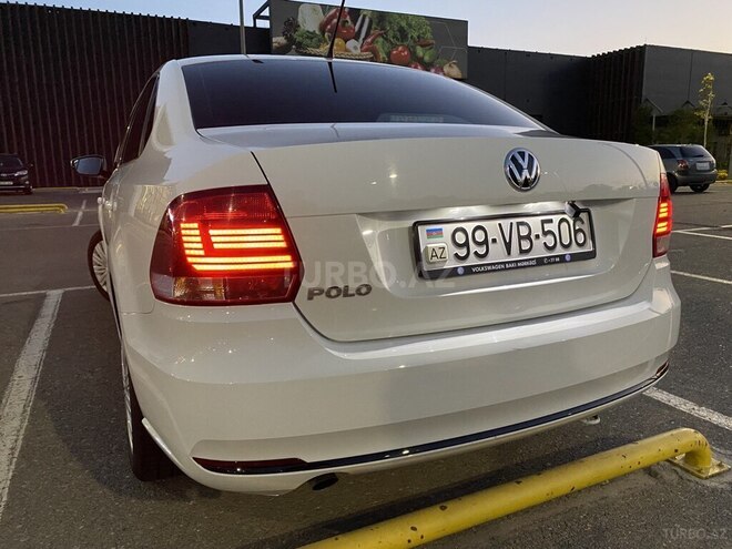 Volkswagen Polo 2019, 32,000 km - 1.6 l - Bakı