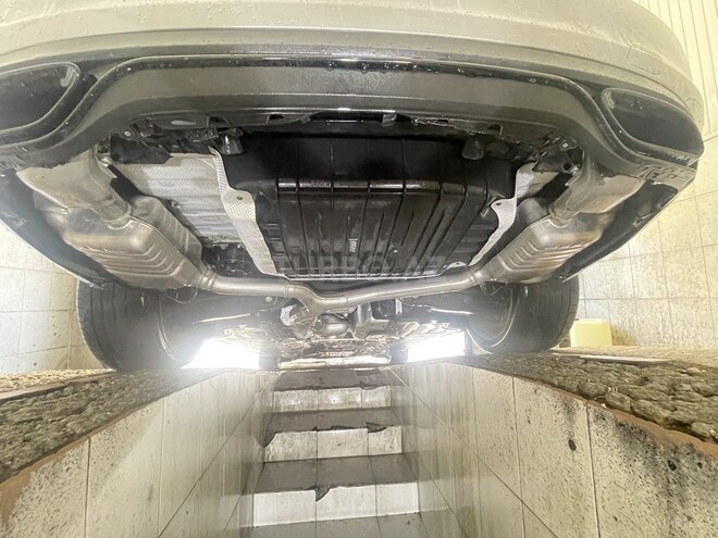 Mercedes C 300 2015, 86,500 km - 2.0 l - Bakı