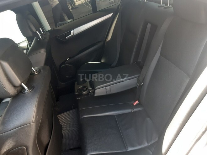 Mercedes C 300 2008, 185,600 km - 3.0 l - Bakı