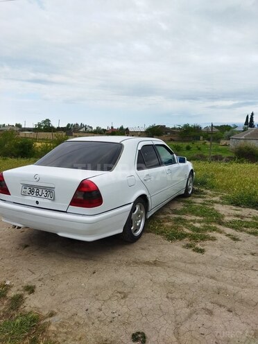 Mercedes C 240 1998, 208,753 km - 2.4 l - Qusar