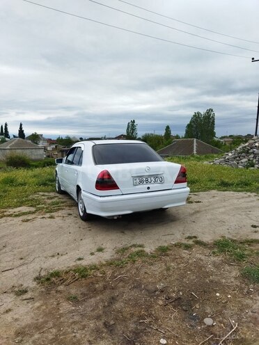 Mercedes C 240 1998, 208,753 km - 2.4 l - Qusar