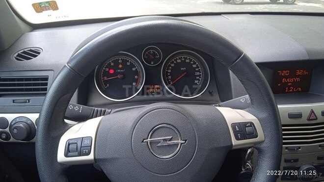 Opel Astra 2007, 179,000 km - 1.4 л - Mingəçevir