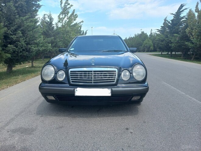 Mercedes E 240 1999, 326,350 km - 2.4 л - Bakı