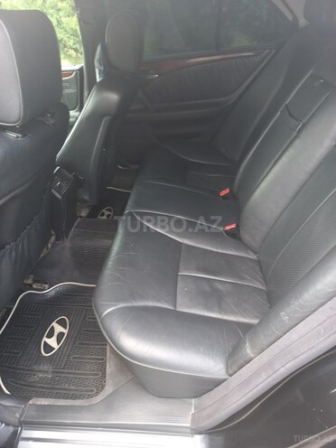 Mercedes E 240 1999, 326,350 km - 2.4 л - Bakı