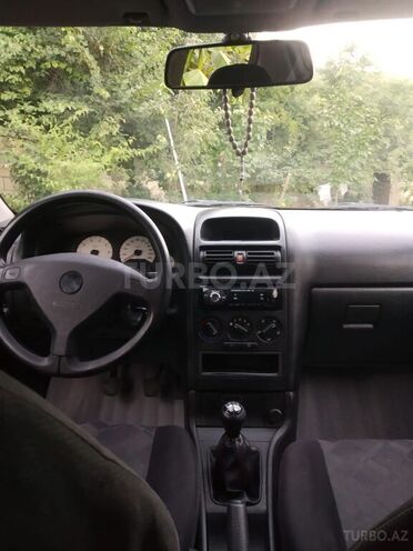 Opel Astra 1999, 315,000 km - 1.6 l - Şəki