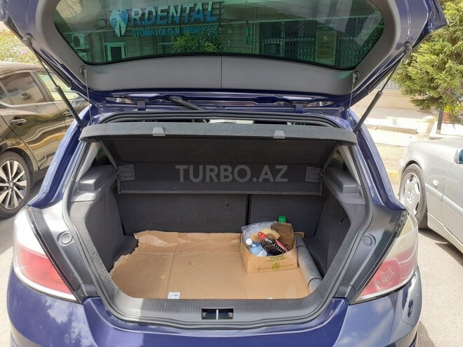 Opel Astra 2004, 240,000 km - 1.4 l - Bakı