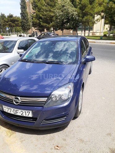 Opel Astra 2004, 240,000 km - 1.4 l - Bakı