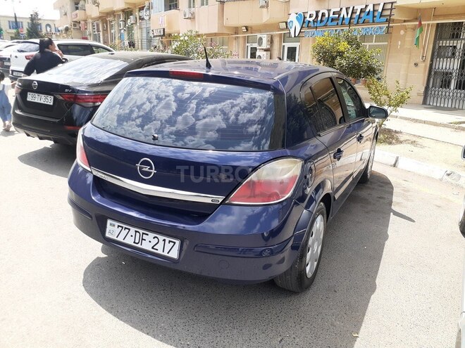 Opel Astra 2004, 240,000 km - 1.4 l - Bakı