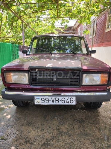 LADA (VAZ) 2107 2004, 86,000 km - 1.6 l - Salyan