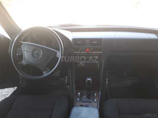 Mercedes C 240 1997, 390,000 km - 2.4 l - Sabirabad