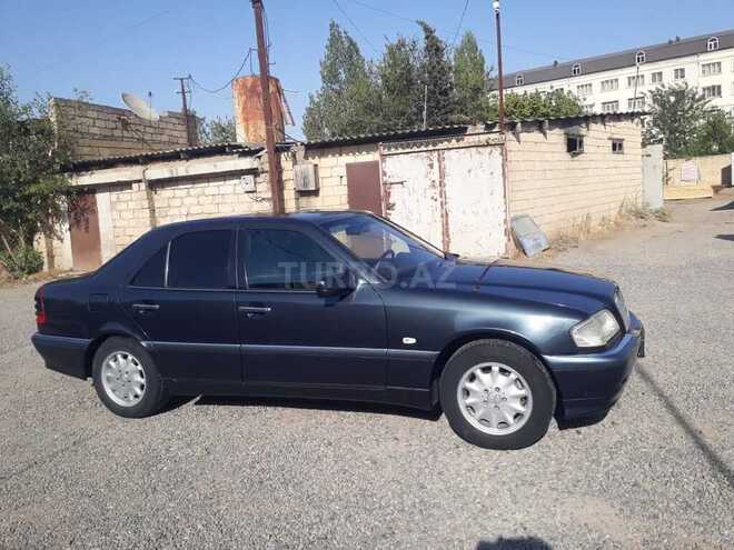 Mercedes C 240 1997, 390,000 km - 2.4 l - Sabirabad