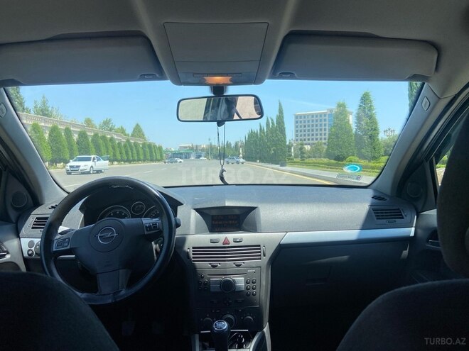 Opel Astra 2006, 150,000 km - 1.4 л - Gəncə