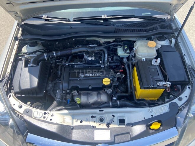 Opel Astra 2006, 150,000 km - 1.4 л - Gəncə