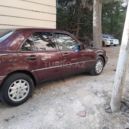 Mercedes C 220 1995, 286,052 km - 2.2 l - Bakı