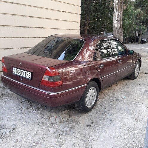 Mercedes C 220 1995, 286,052 km - 2.2 l - Bakı