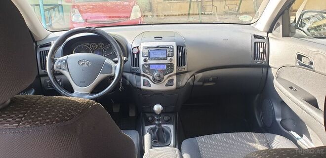 Hyundai i30 2008, 282,000 km - 1.6 l - Bakı