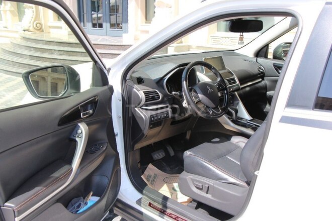 Mitsubishi Eclipse Cross 2019, 48,000 km - 1.5 l - Bakı