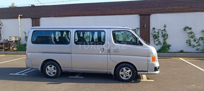 Nissan Urvan 2008, 149,000 km - 3.0 л - Bakı