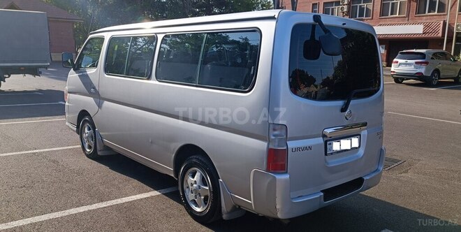 Nissan Urvan 2008, 149,000 km - 3.0 л - Bakı