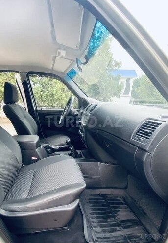 UAZ Patriot 2015, 38,560 km - 2.7 l - Qəbələ