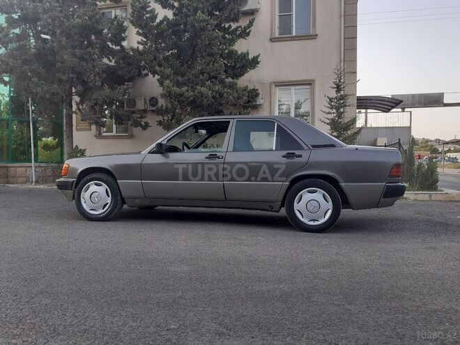 Mercedes 190 1990, 123,456 km - 2.0 л - Bakı