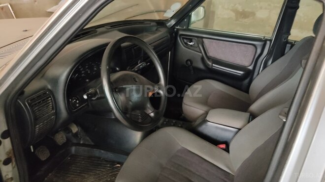 GAZ 3110 2004, 140,000 km - 2.4 l - Bakı
