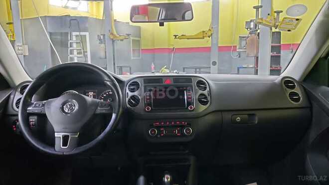 Volkswagen Tiguan 2010, 200,000 km - 2.0 л - Bakı