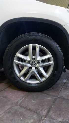 Volkswagen Tiguan 2010, 200,000 km - 2.0 л - Bakı
