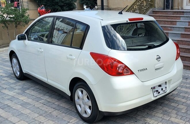 Nissan Tiida 2007, 178,600 km - 1.6 l - Bakı
