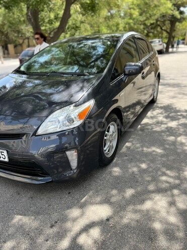 Toyota Prius 2013, 195,000 km - 1.8 l - Bakı