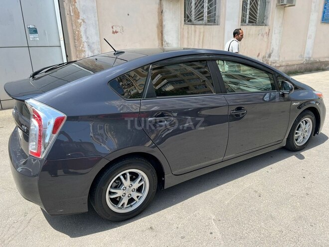 Toyota Prius 2013, 195,000 km - 1.8 l - Bakı