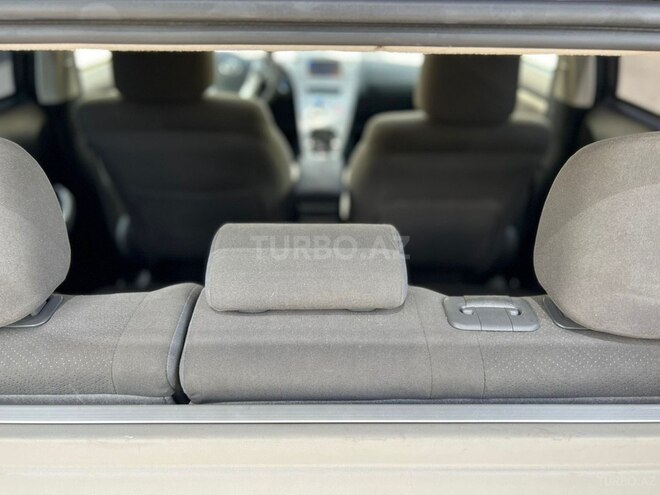 Toyota Prius 2013, 195,000 km - 1.8 l - Bakı