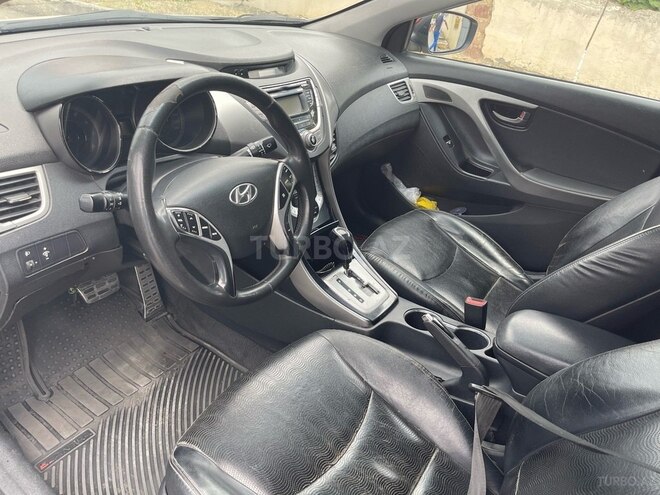 Hyundai Elantra 2011, 290,000 km - 2.0 l - Gəncə