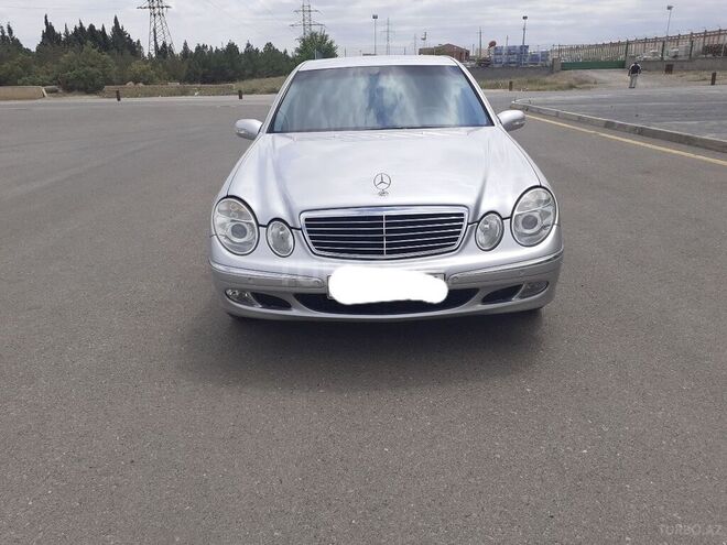 Mercedes E 240 2002, 305,000 km - 2.4 l - Gəncə