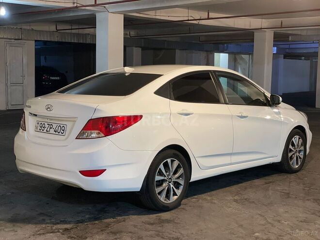Hyundai Accent 2014, 235,000 km - 1.6 л - Bakı