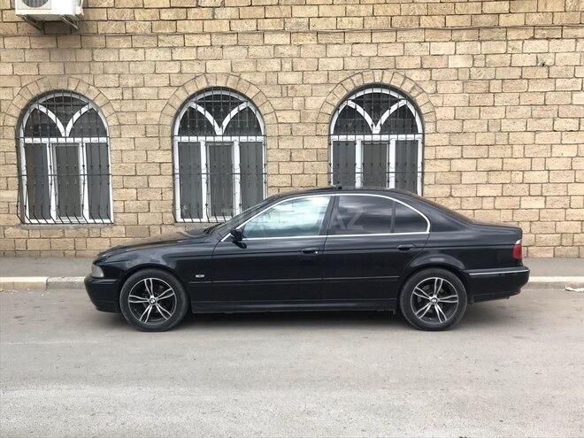 BMW 528 1997, 220,000 km - 2.8 л - Gəncə