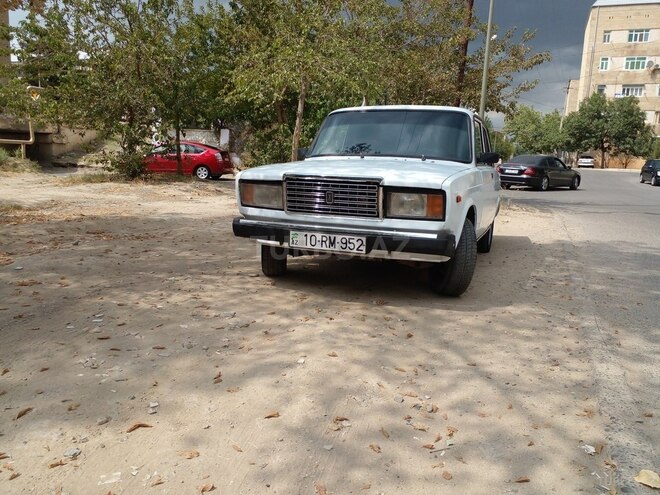 LADA (VAZ) 2107 1990, 285,000 km - 1.5 l - Şirvan